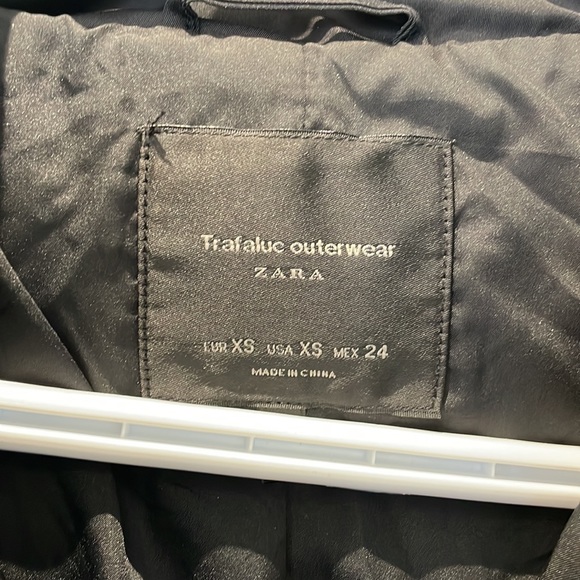 Black Zara Winter Coat with Hood - Picture 2 of 7